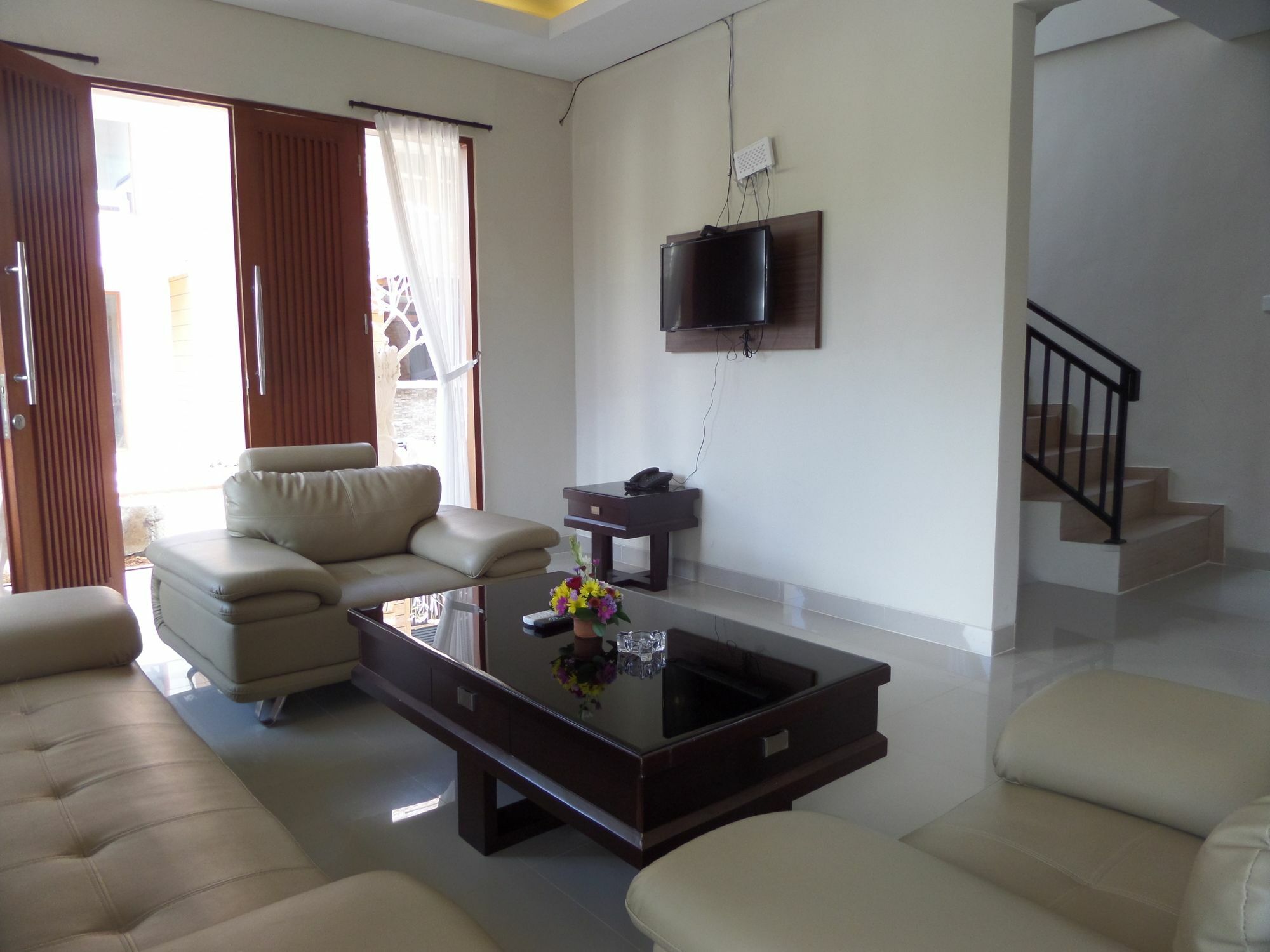 Royal Majesty Villas Kuta Lombok Kültér fotó