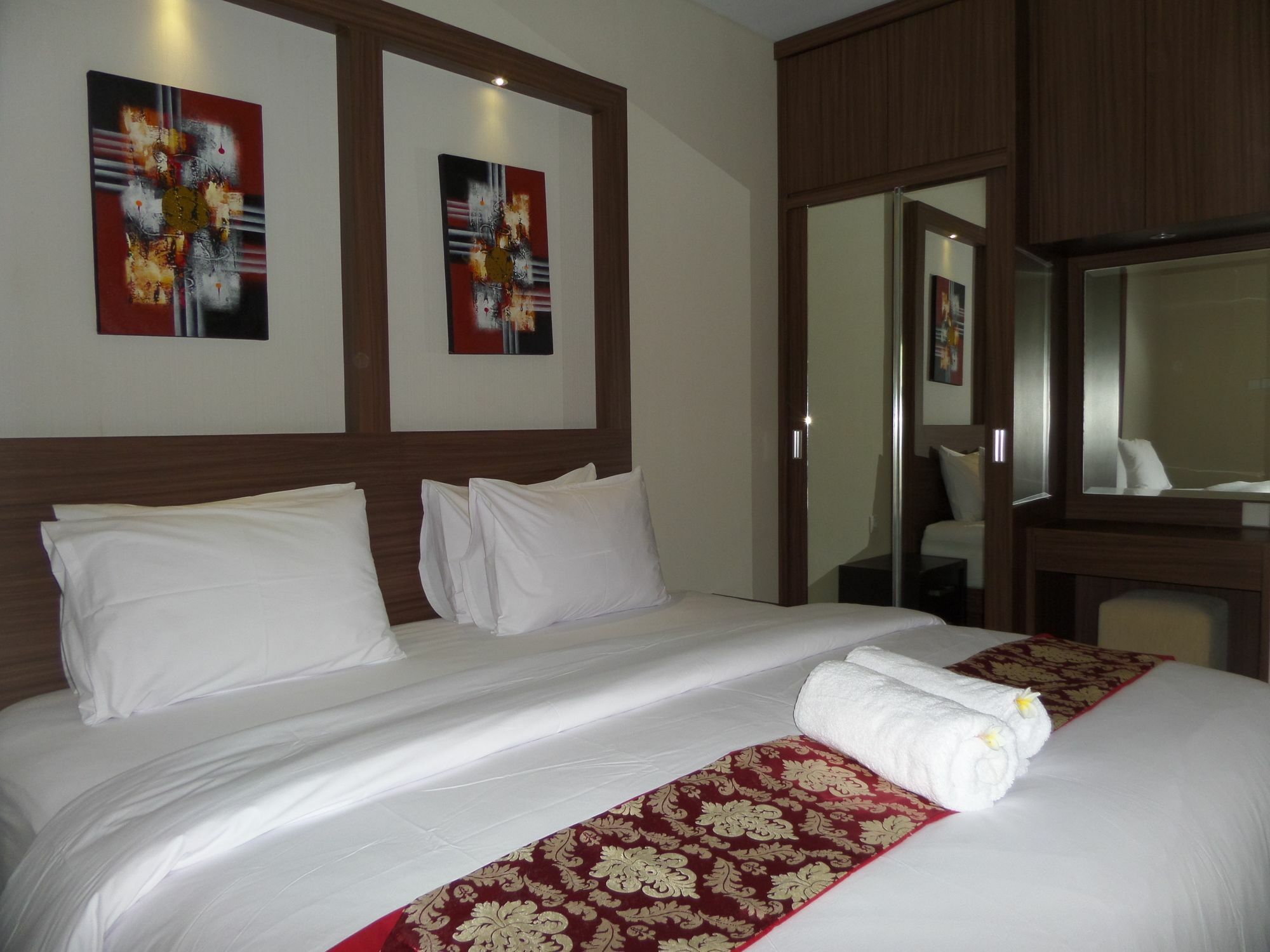Royal Majesty Villas Kuta Lombok Kültér fotó
