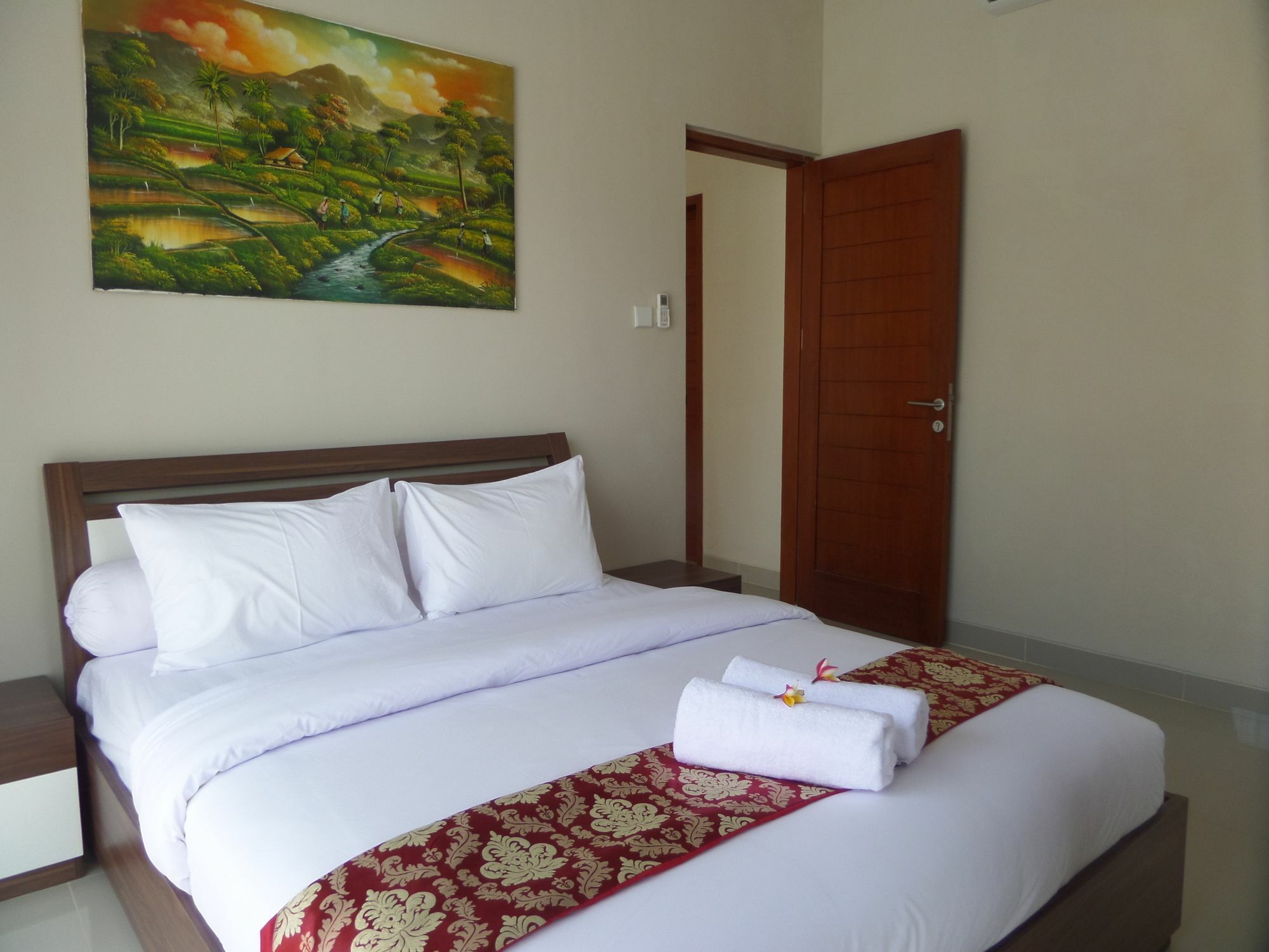 Royal Majesty Villas Kuta Lombok Kültér fotó