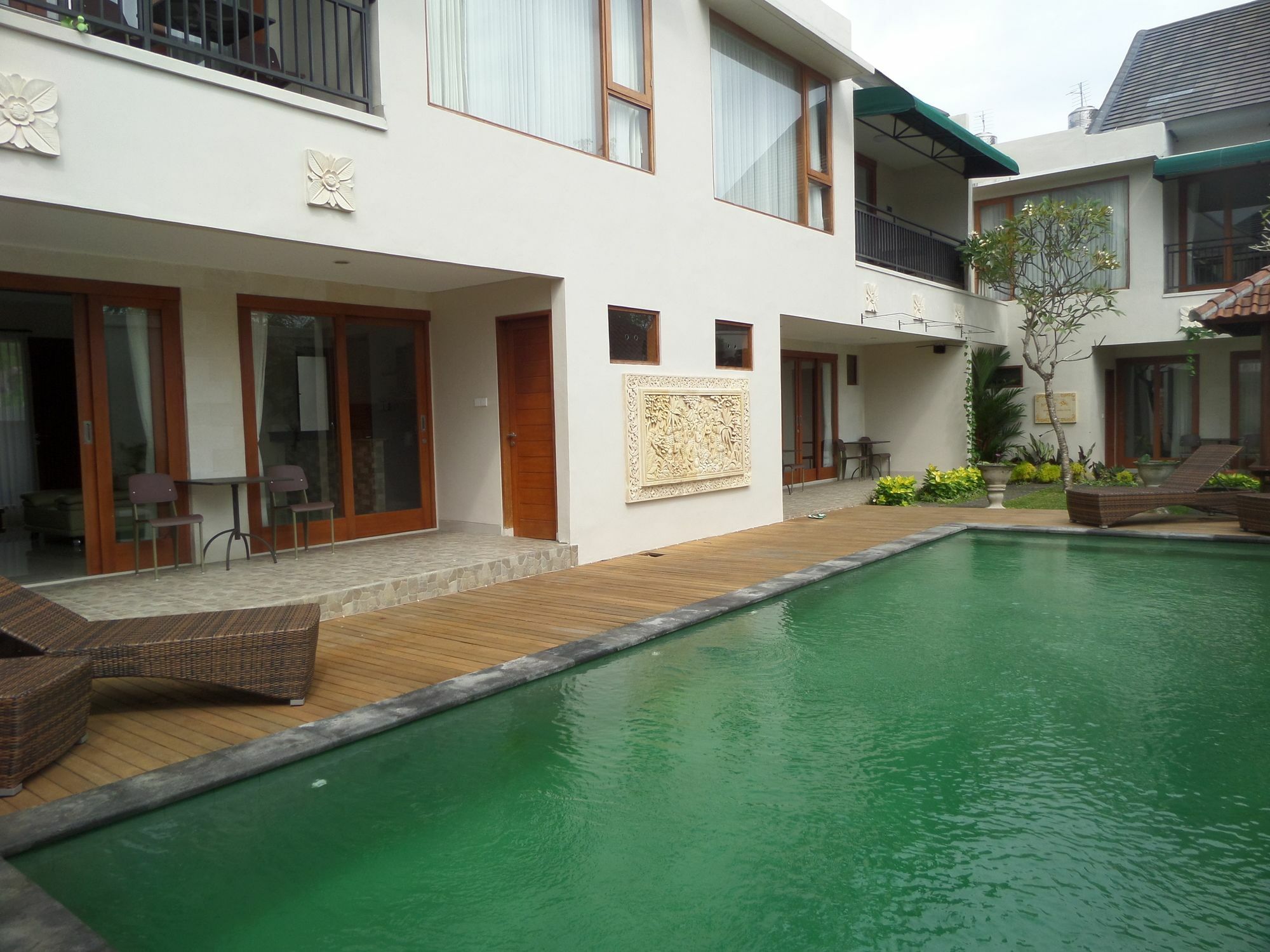 Royal Majesty Villas Kuta Lombok Kültér fotó